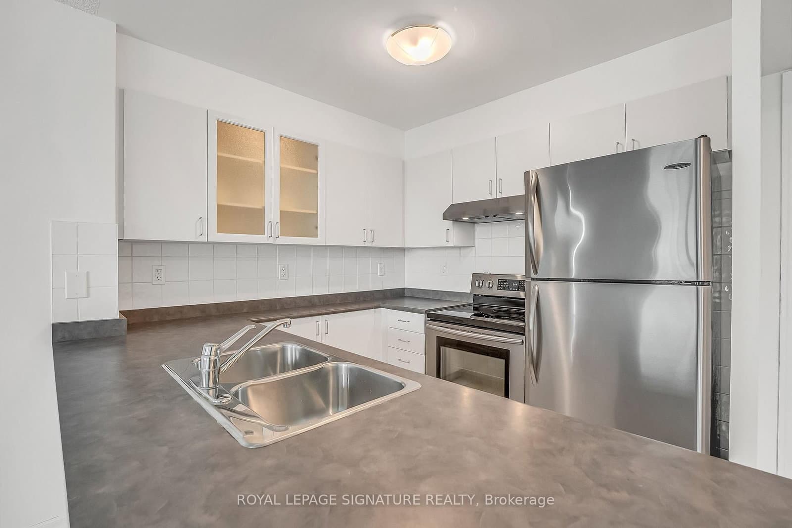 188 Doris Avenue, Unit 802 - Image 3
