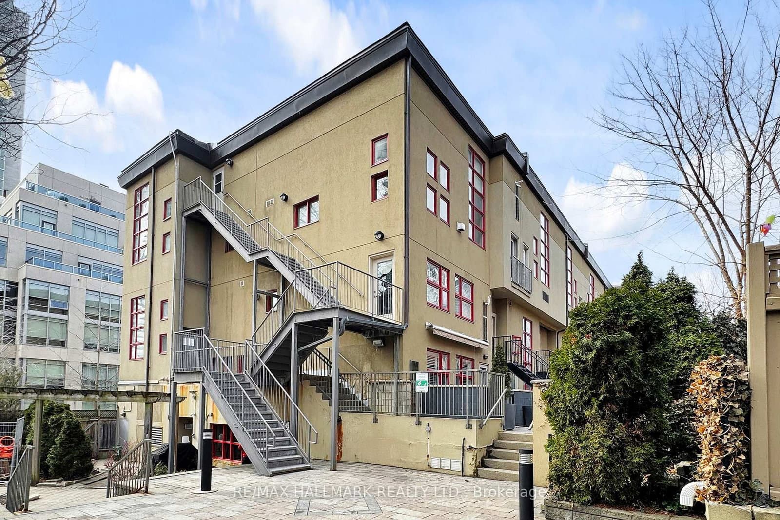 21 Earl Street, Unit 314 - Image 1
