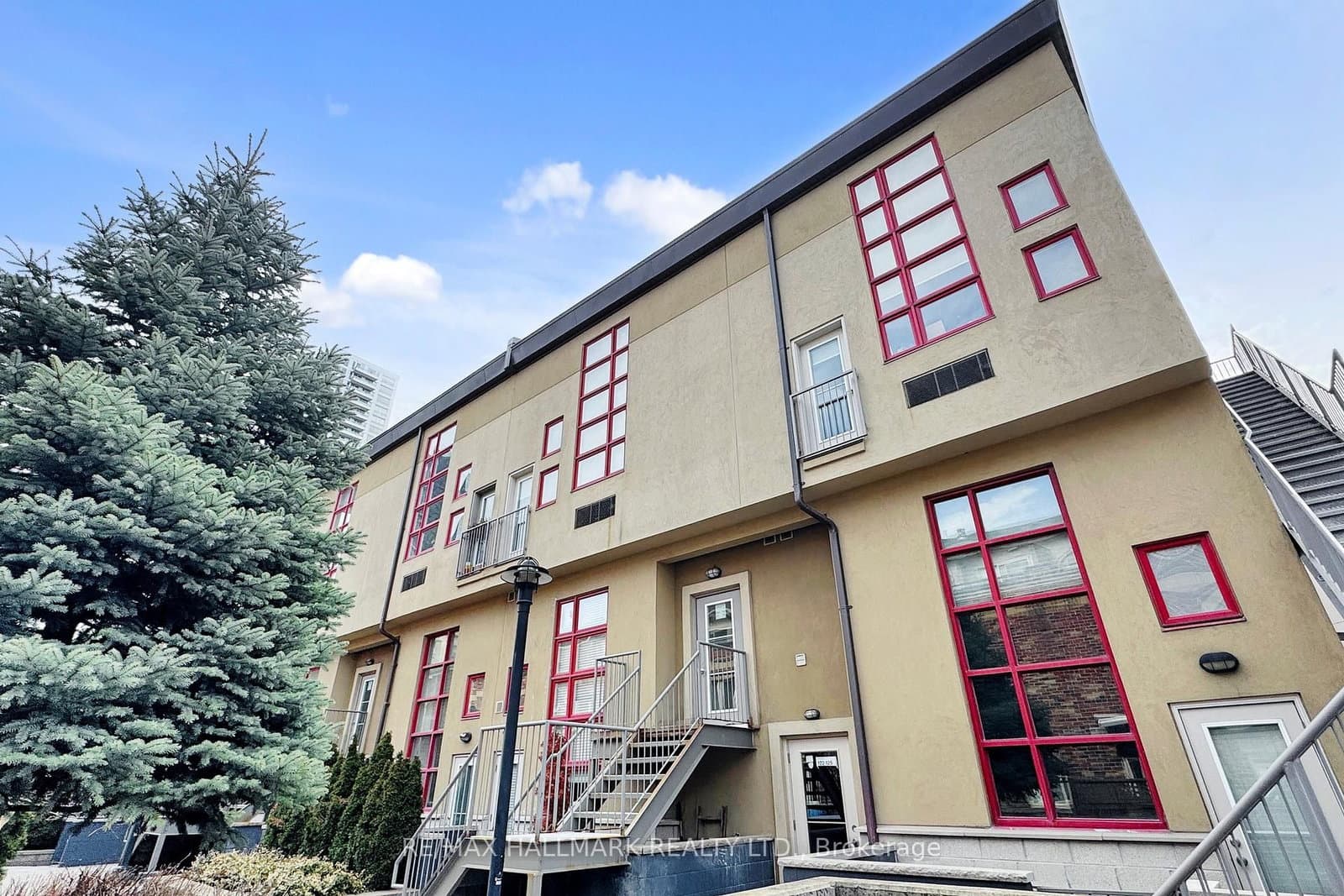 21 Earl Street, Unit 314 - Image 4