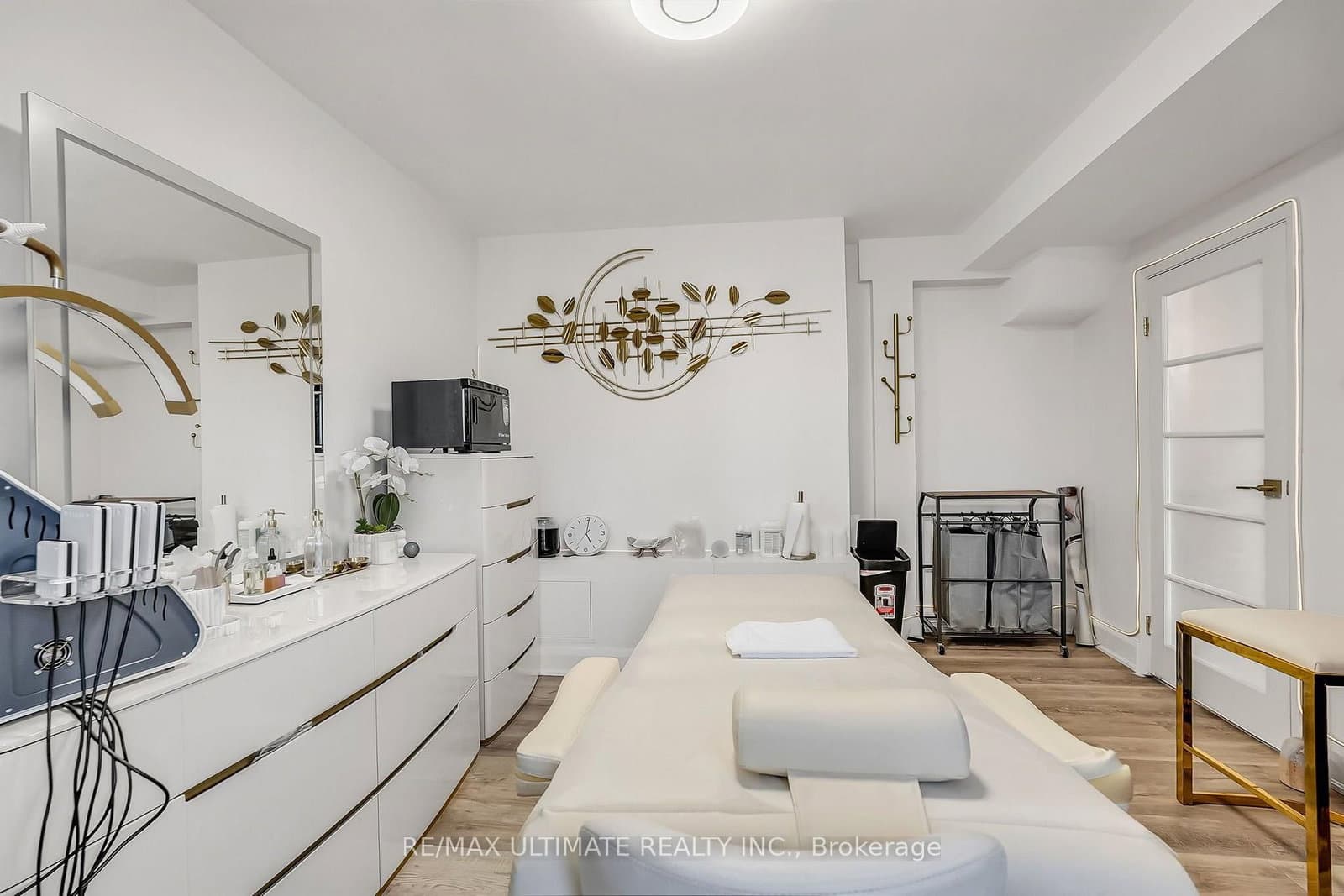 460 College Street, Unit 201 - Image 5