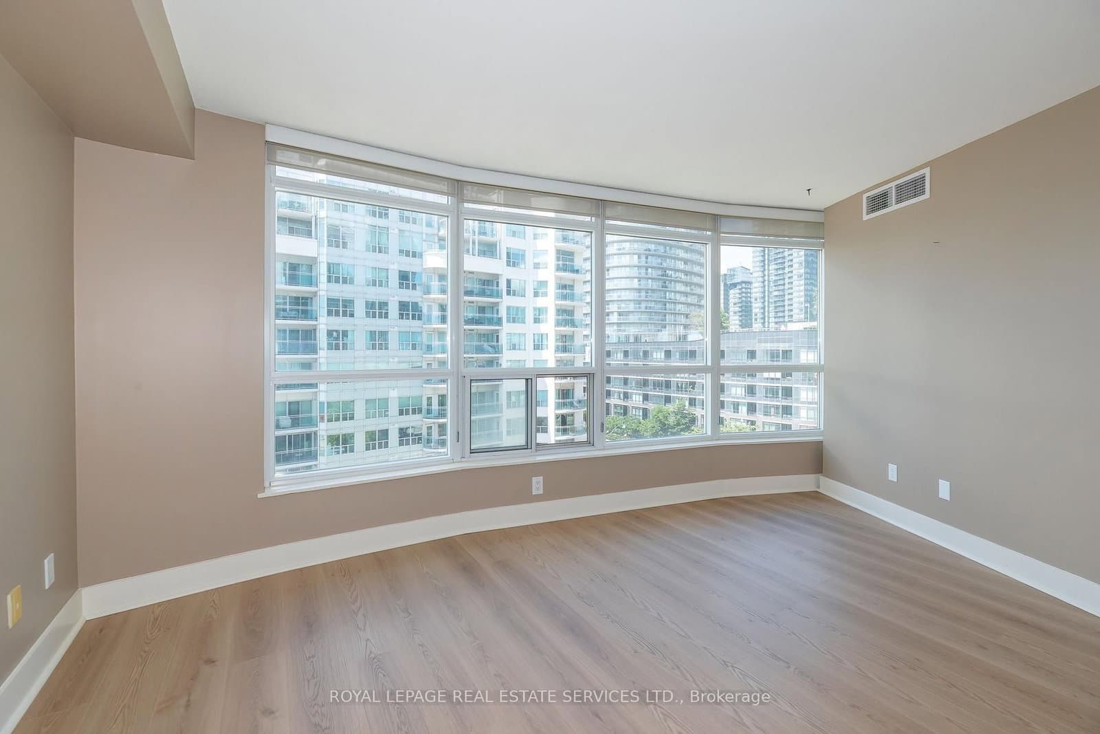 550 Queens Quay W, Unit 707 - Image 6