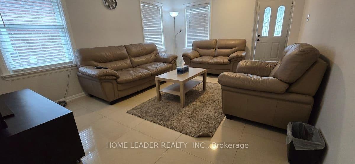 21 Franklin Avenue - Image 2