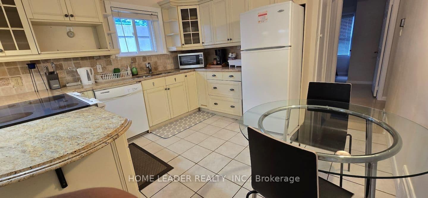 21 Franklin Avenue - Image 4