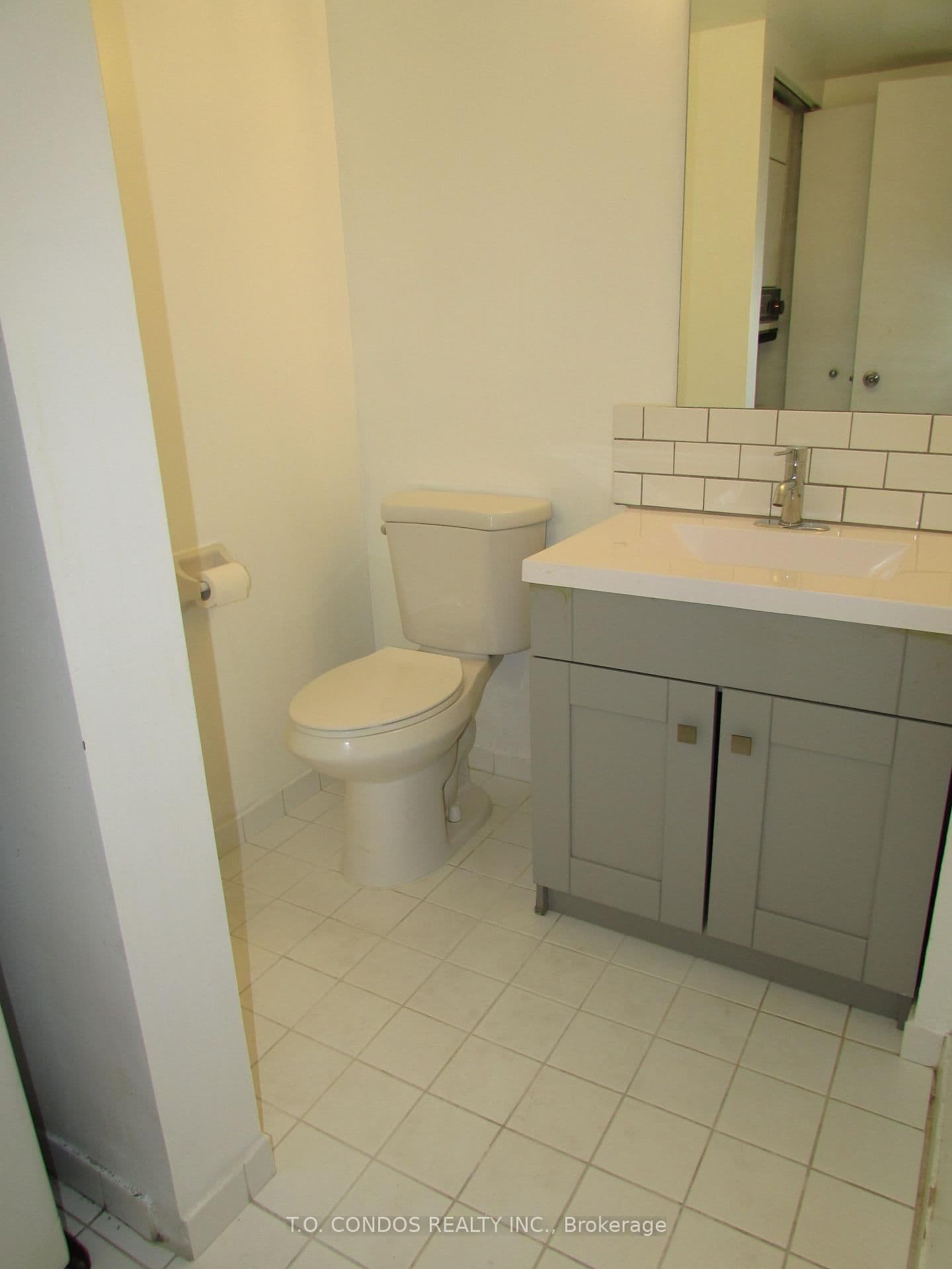 1001 Bay Street, Unit 809 - Image 5