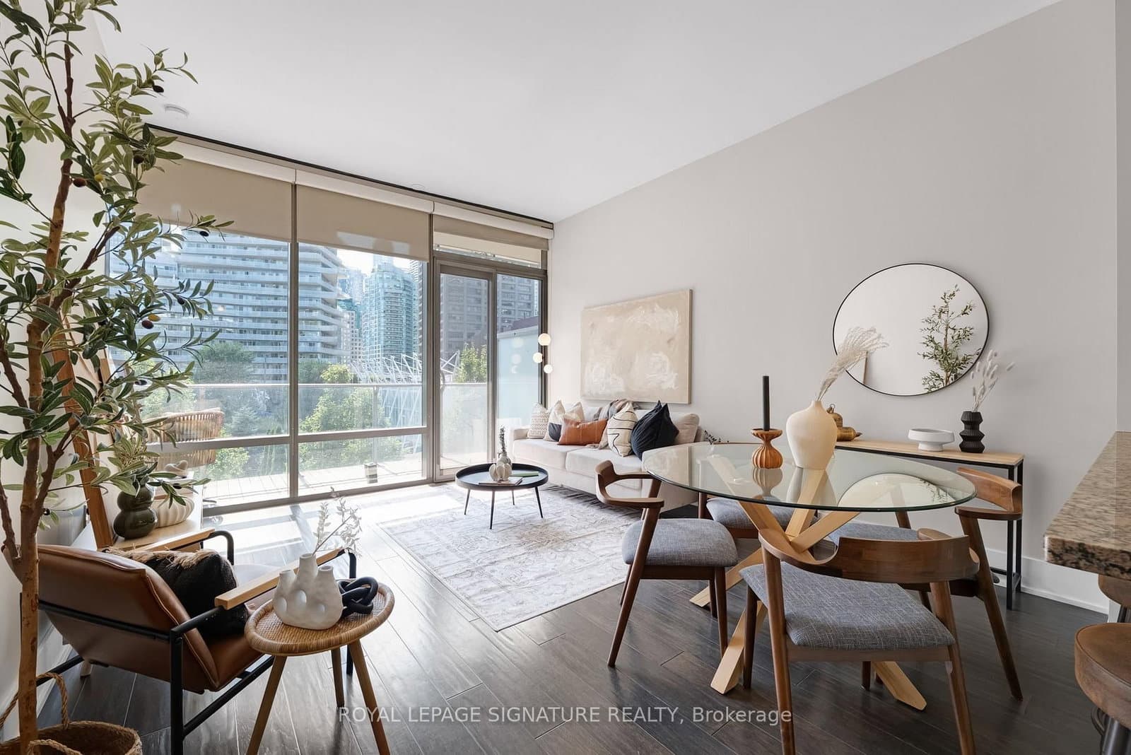 39 Queens Quay E, Unit 337 - Image 2