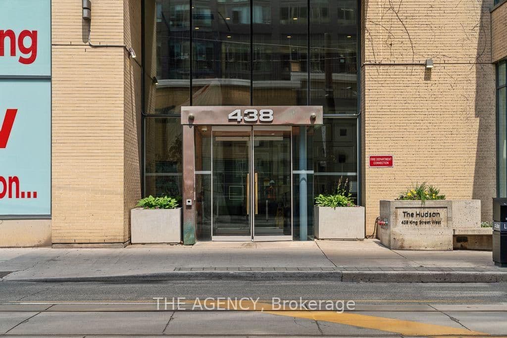 438 King Street W, Unit 1314 - Image 2