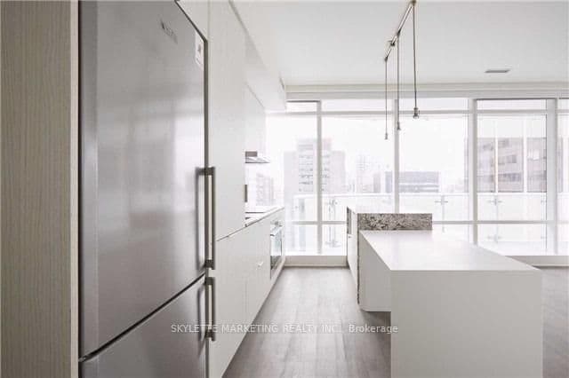 1 Bloor Street E, Unit 3710 - Image 3