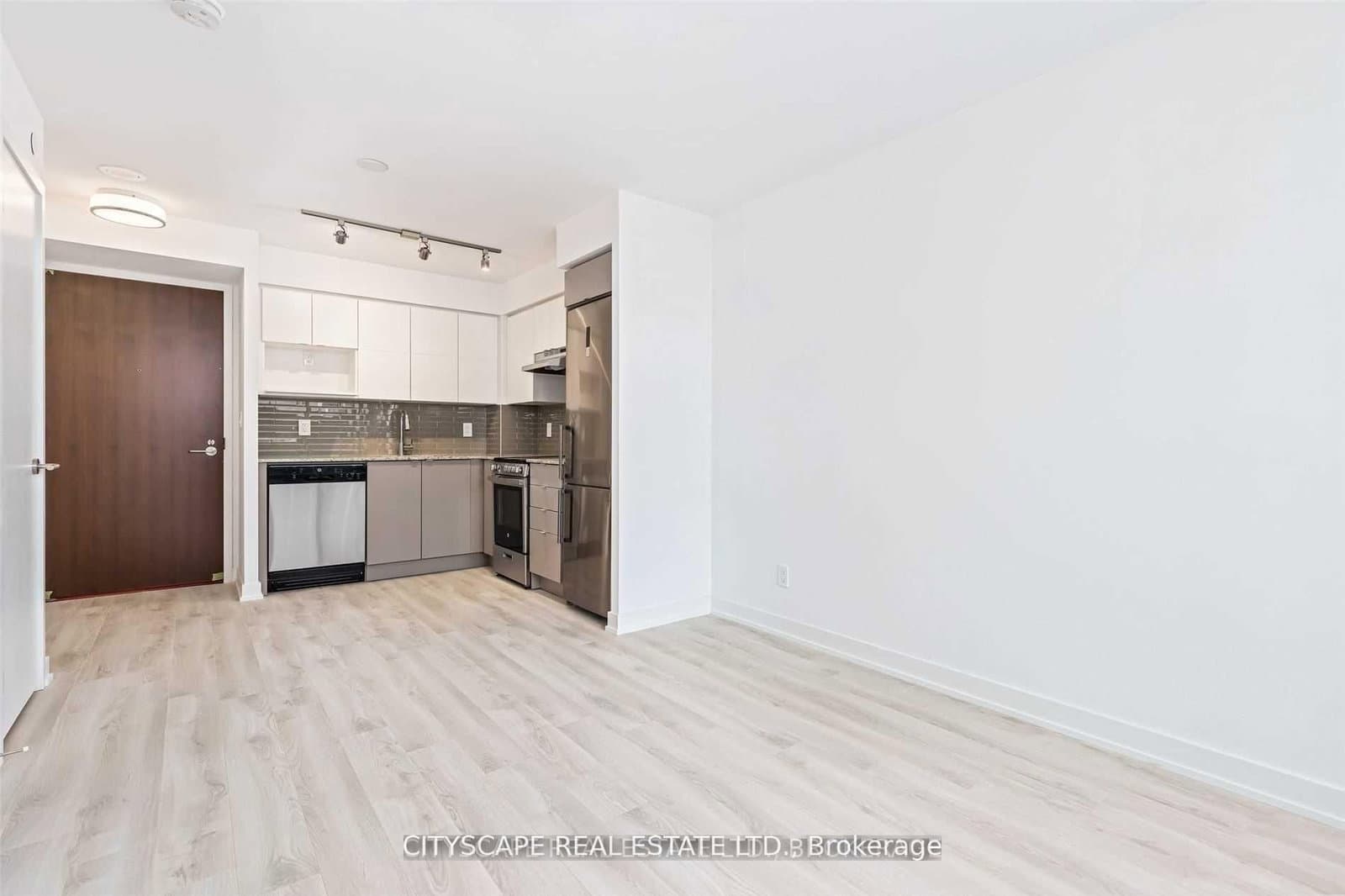 120 Varna Drive, Unit 425 - Image 5