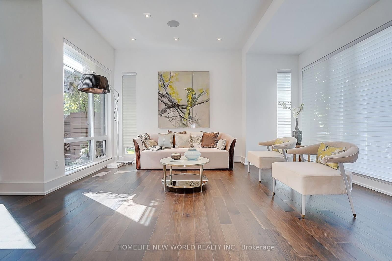 7 Valliere Place W - Image 5