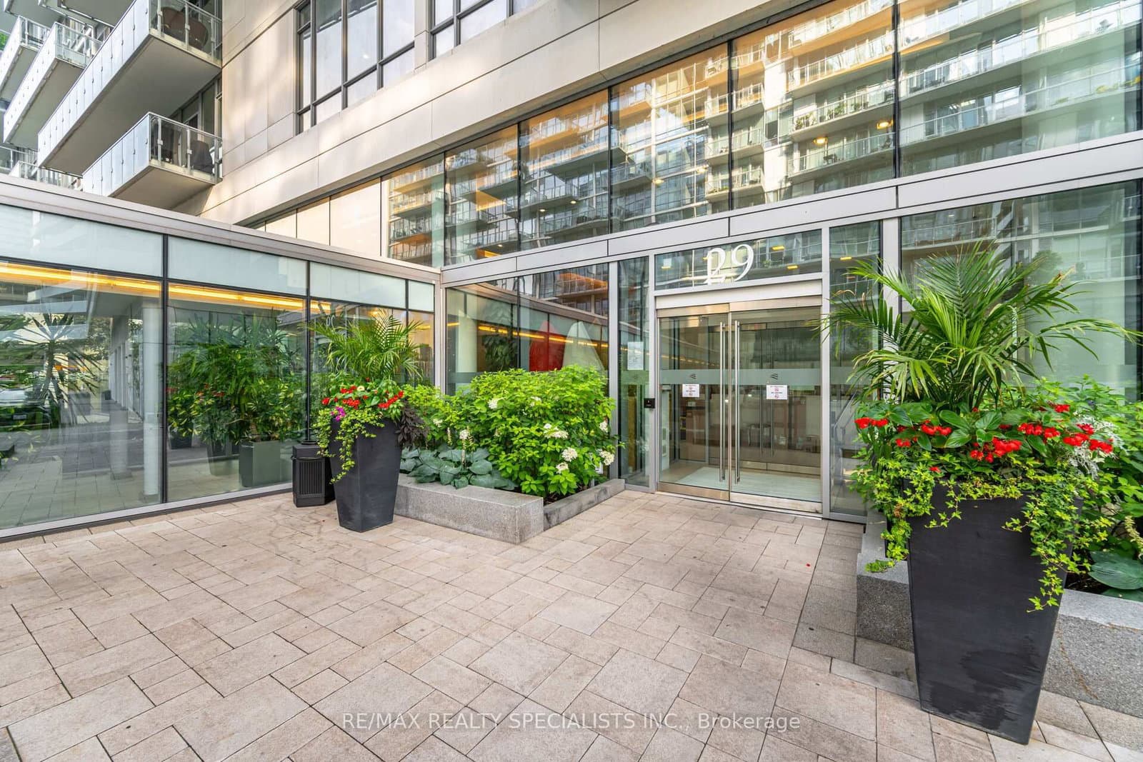 29 Queens Quay E, Unit 1118 - Image 3