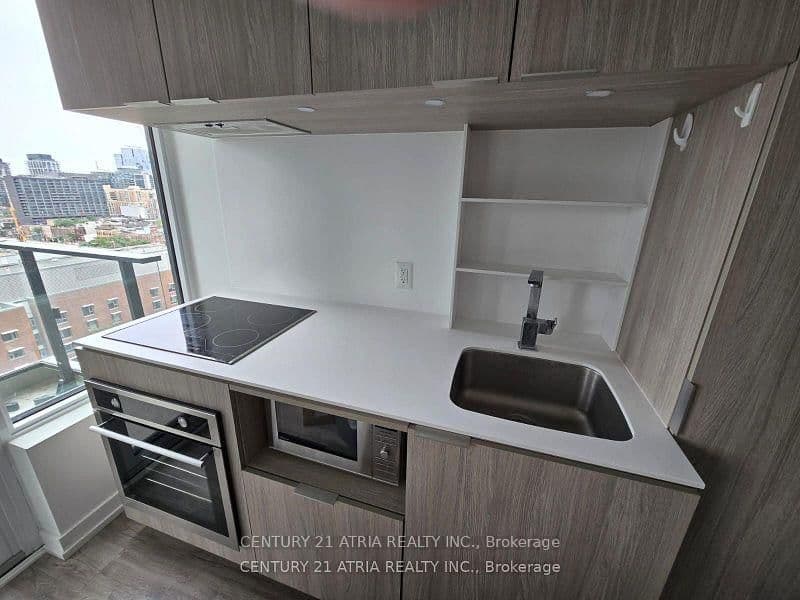 77 Shuter Street, Unit 1607 - Image 2