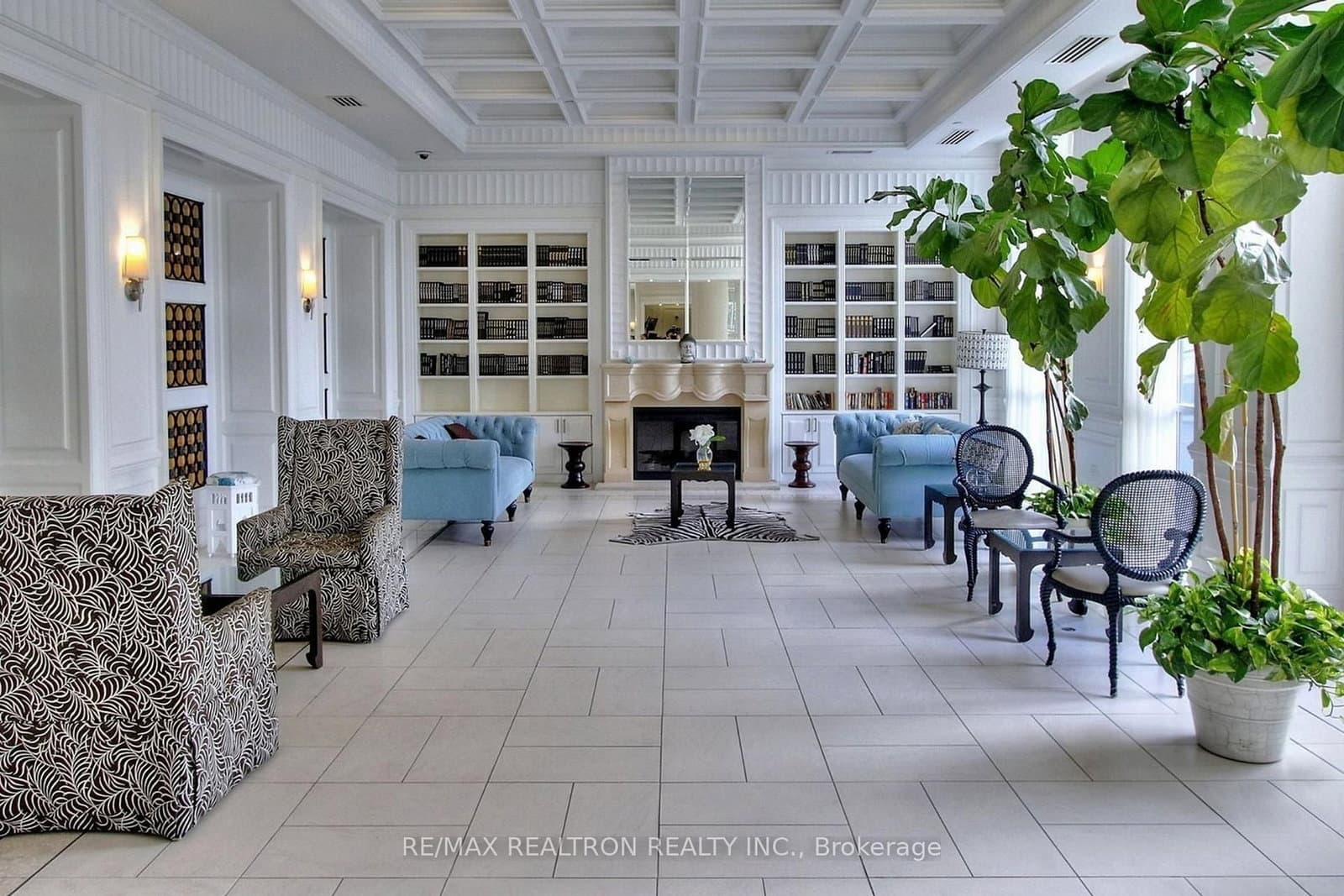 25 Greenview Avenue W, Unit 2515 - Image 5
