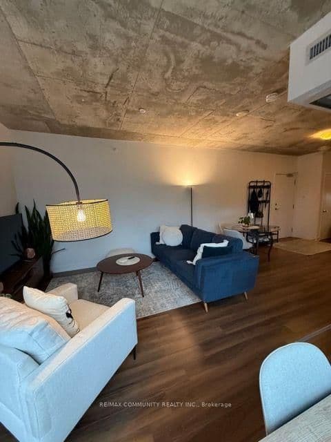 210 Simcoe Street, Unit 1514 - Image 6