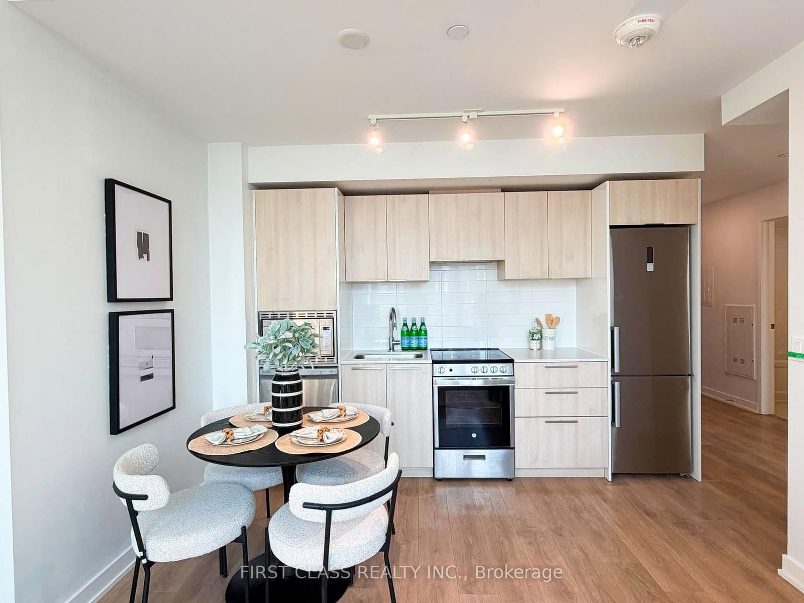 501 YONGE Street, Unit 2805 - Image 5
