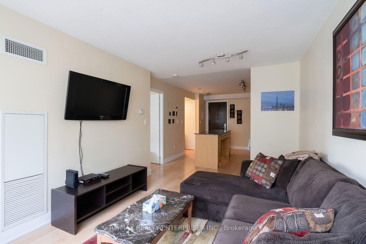 20 Blue Jays Way, Unit 1509 - Image 6
