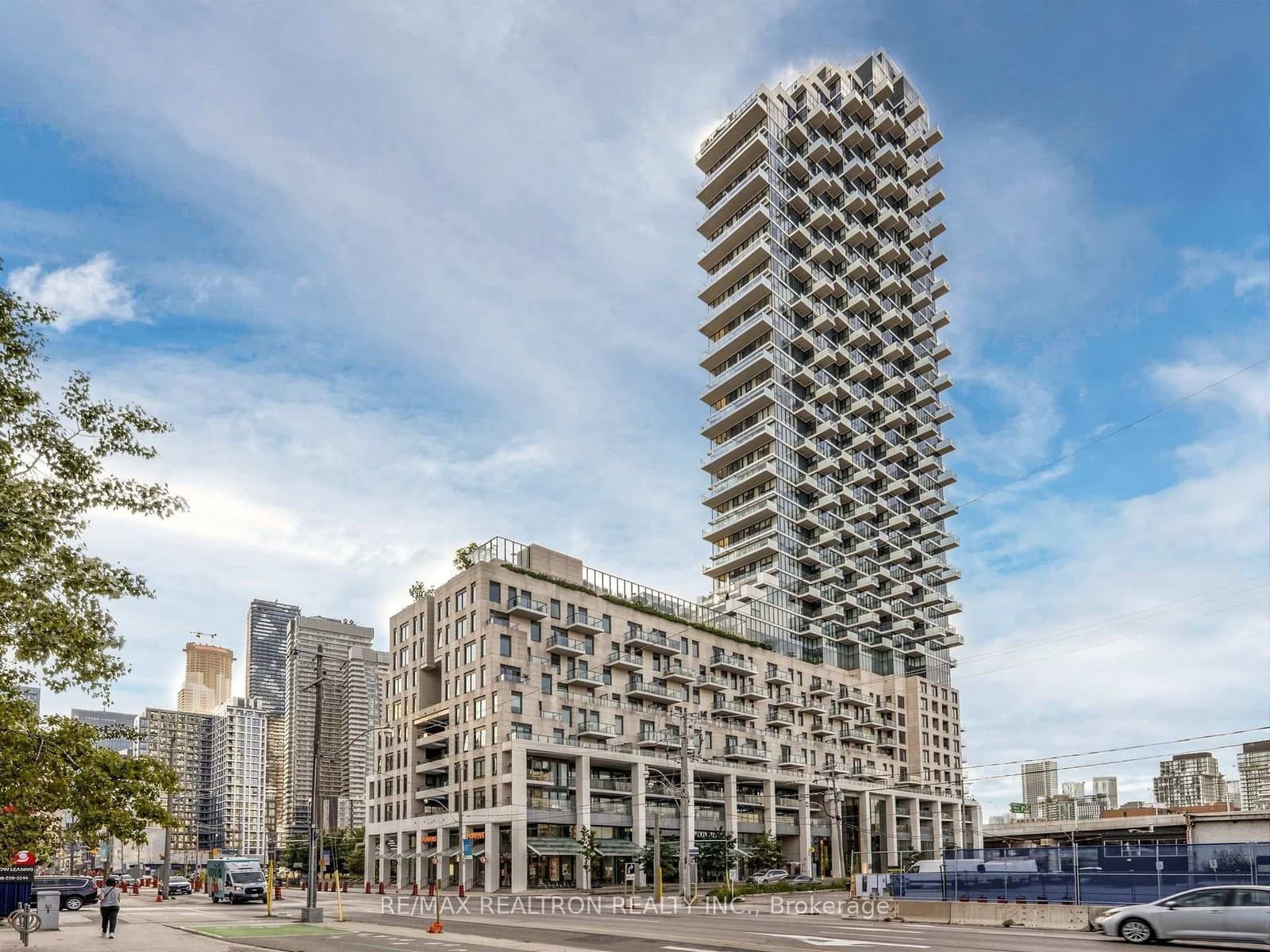 12 Bonnycastle Street, Unit 906 - Image 3