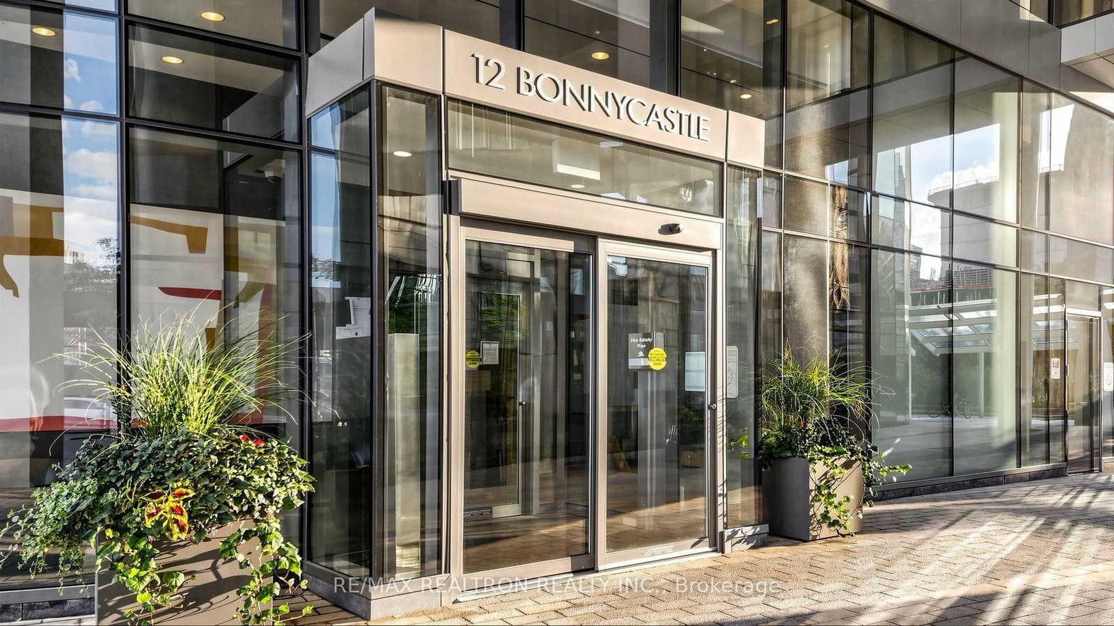 12 Bonnycastle Street, Unit 906 - Image 6