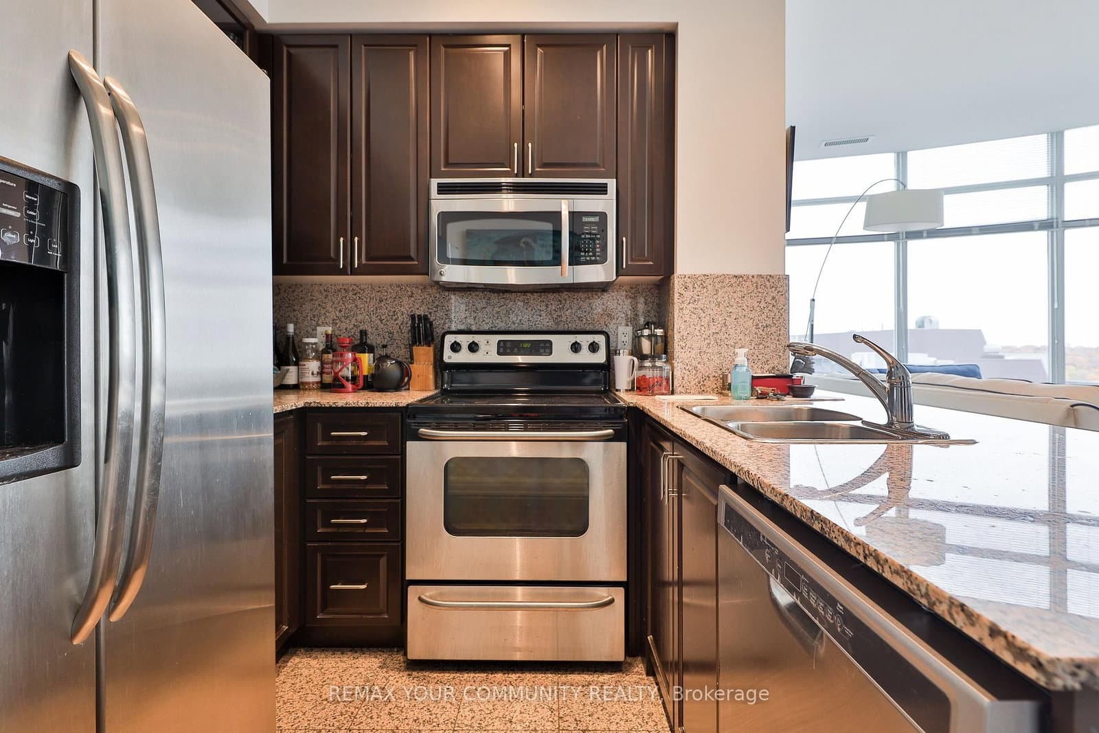 8 Scollard Street, Unit Ph 201 - Image 6