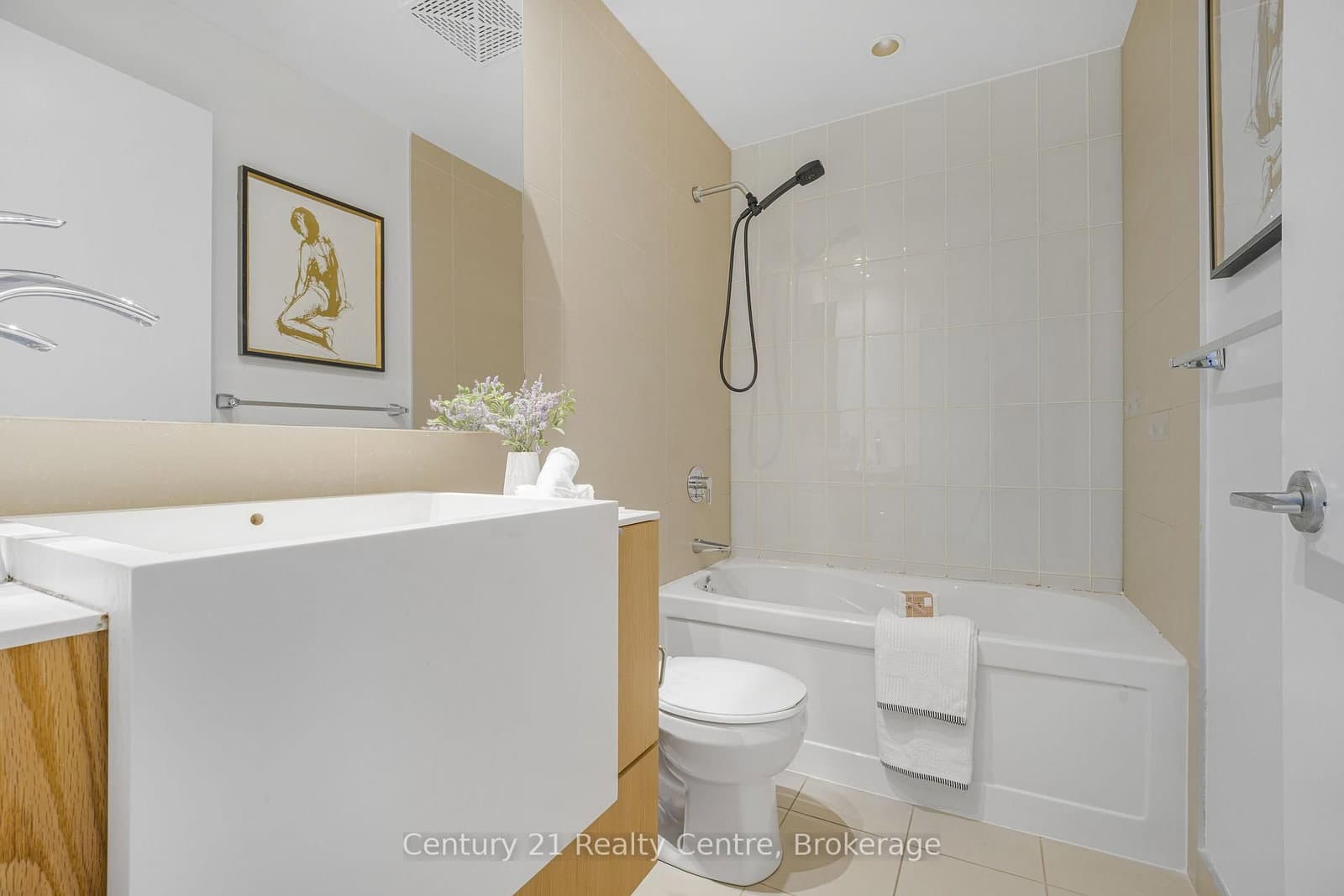 21 Iceboat Terrace, Unit 3307 - Image 6