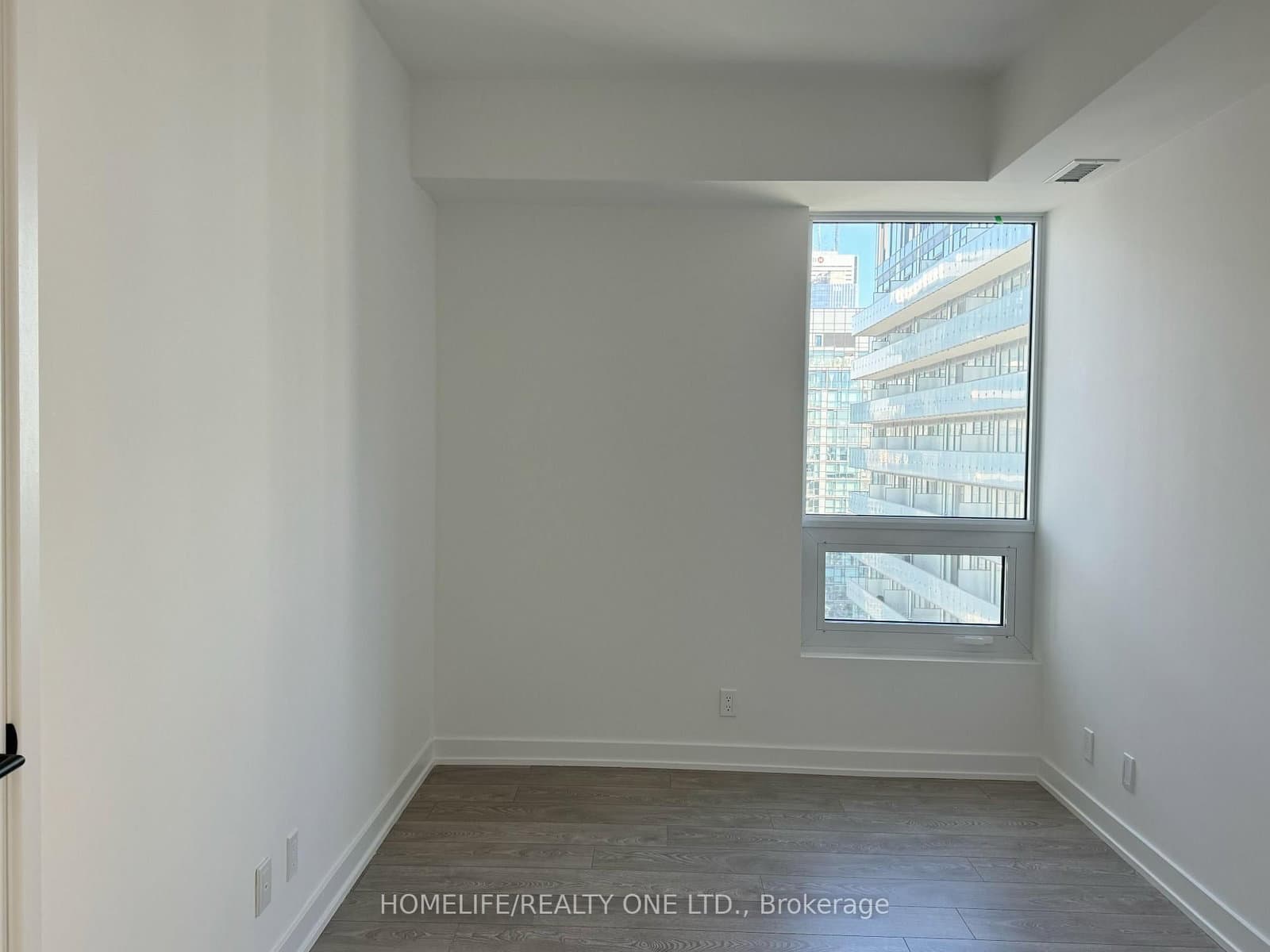 108 Peter Street, Unit 4106 - Image 3