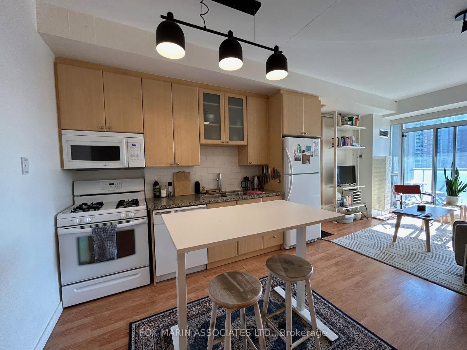 1 Shaw Street, Unit 1022 - Image 1