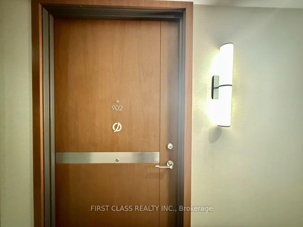 19 Bathurst Street, Unit 902 - Image 3