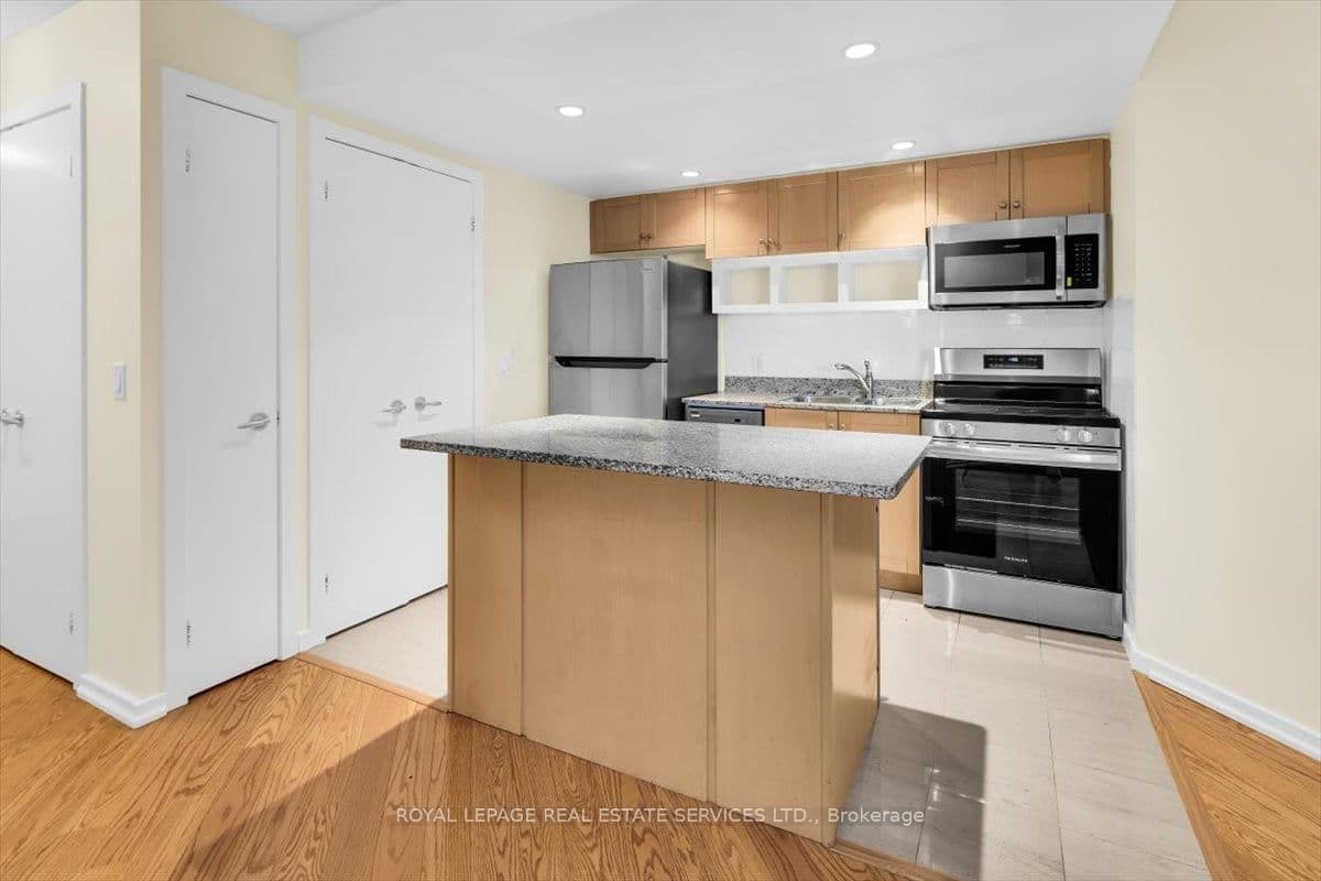 208 Queens Quay W, Unit 1104 - Image 5