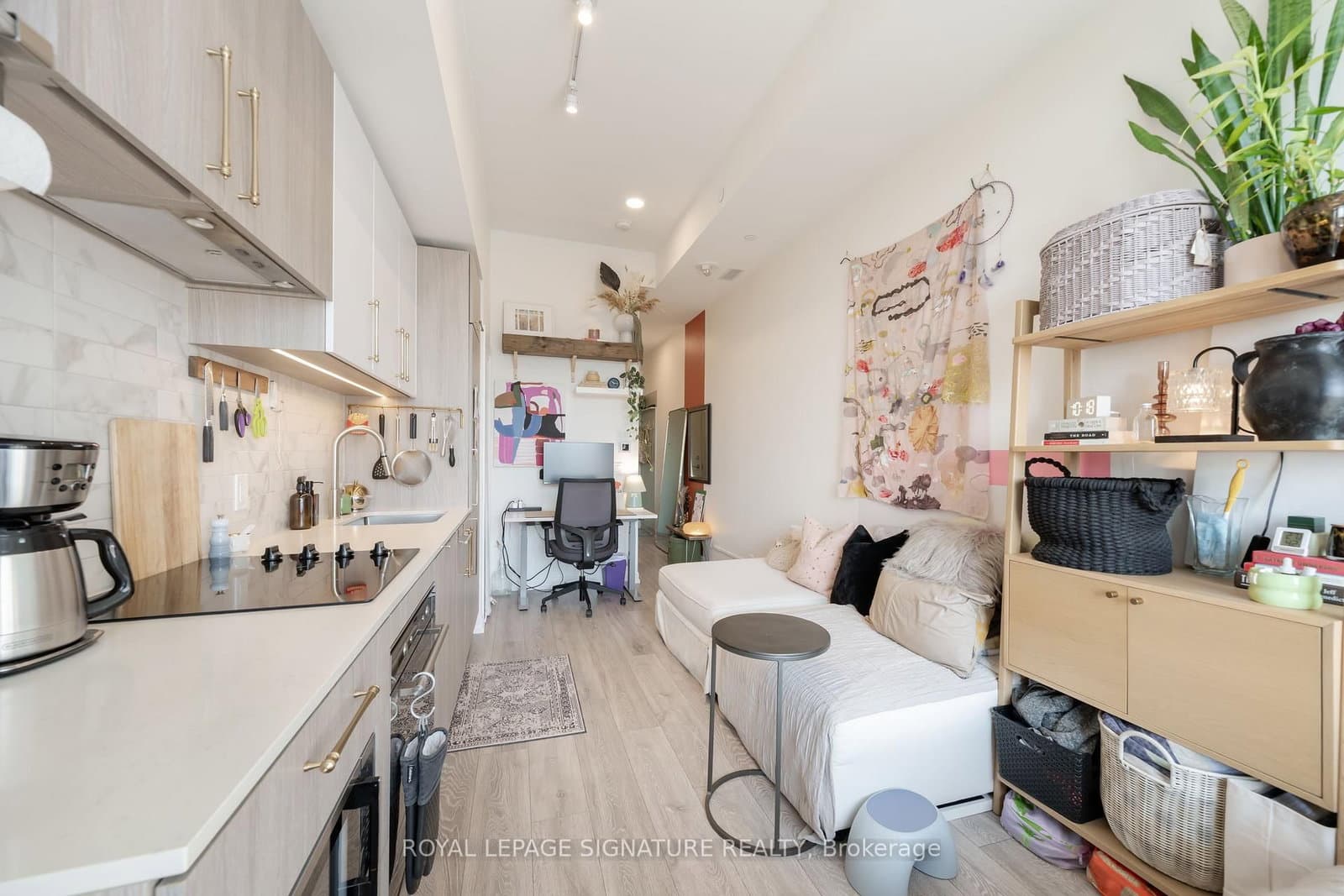 2020 Bathurst Street, Unit 929 - Image 5