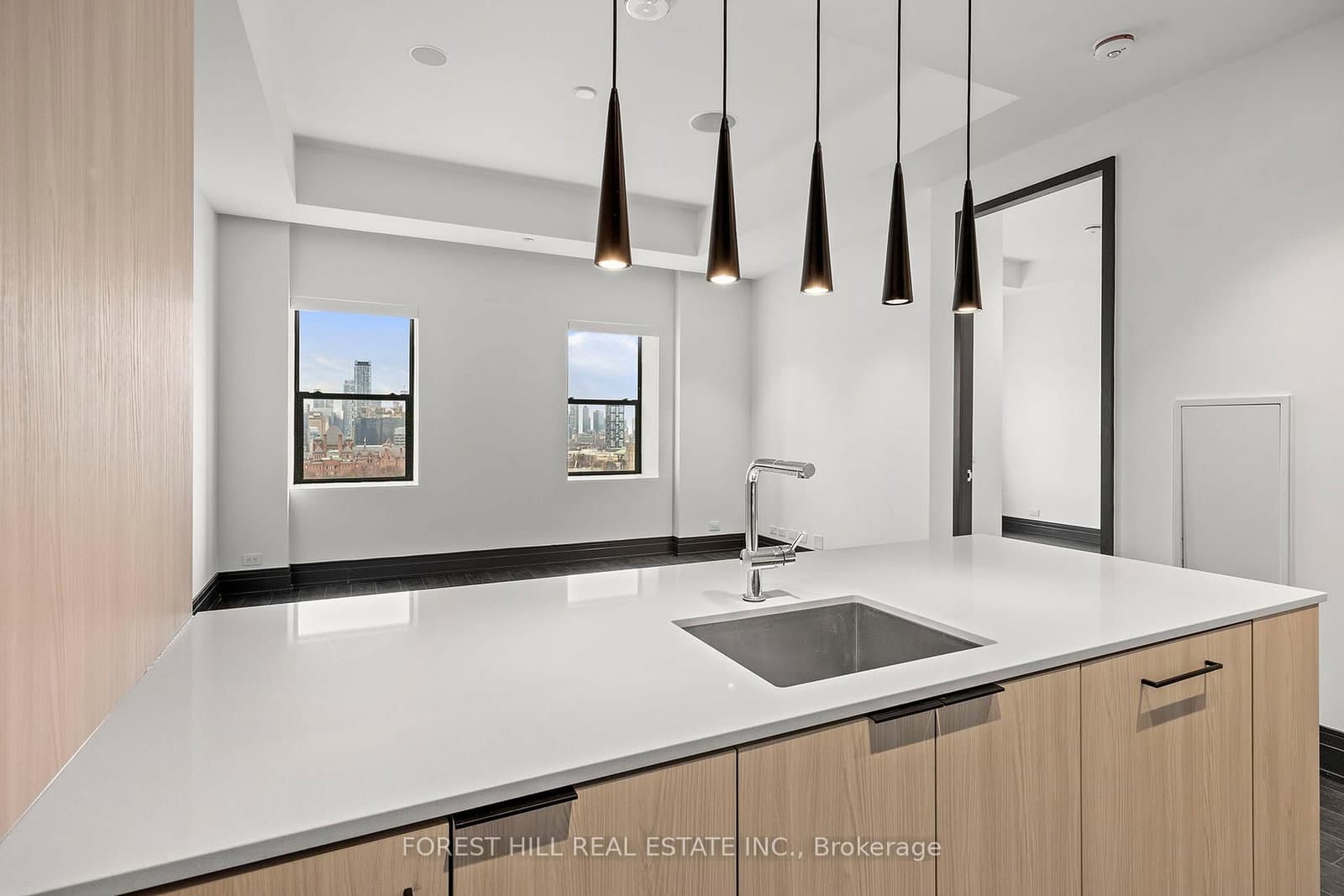 2 Avenue Road, Unit 1304 - Image 3