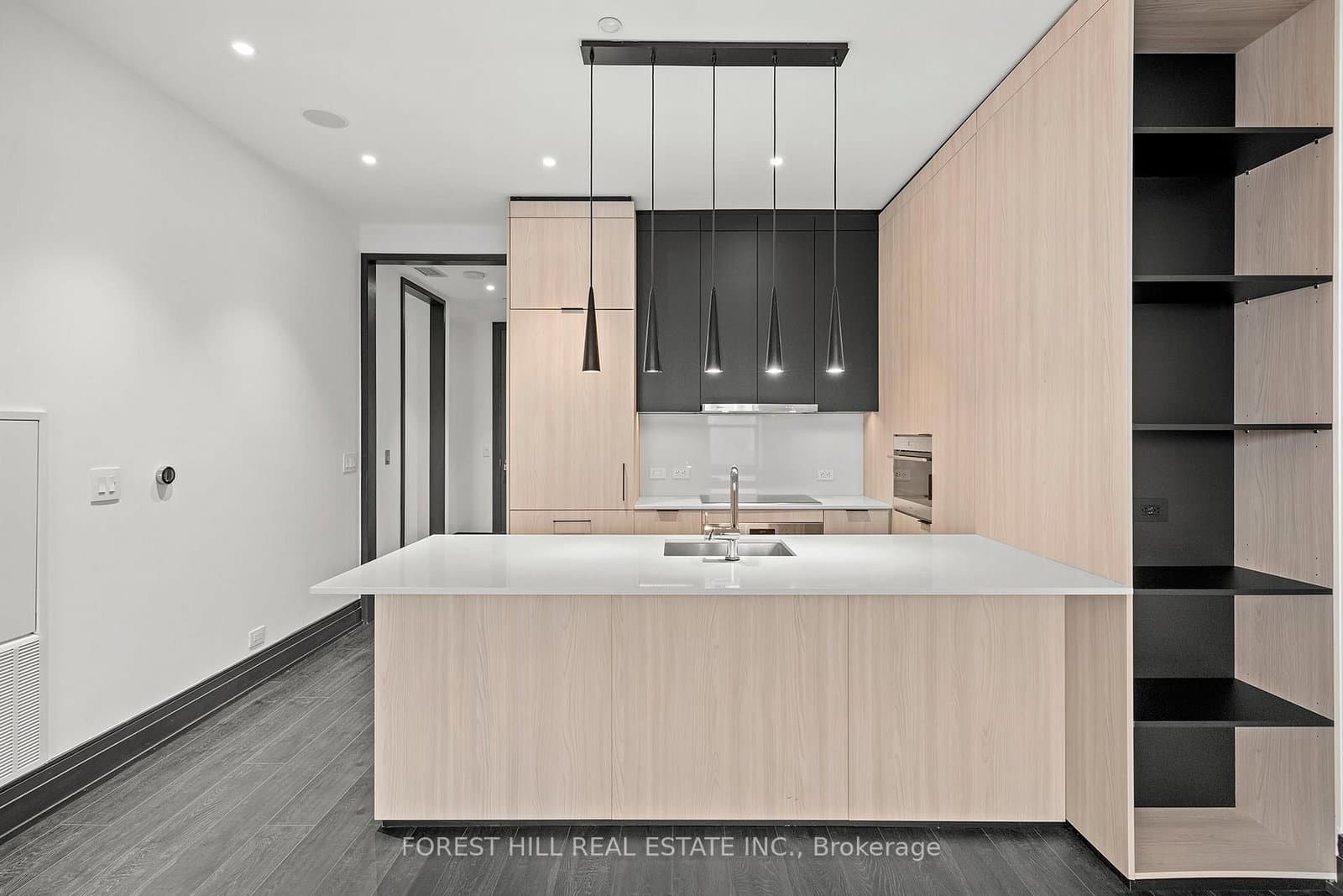 2 Avenue Road, Unit 1304 - Image 4
