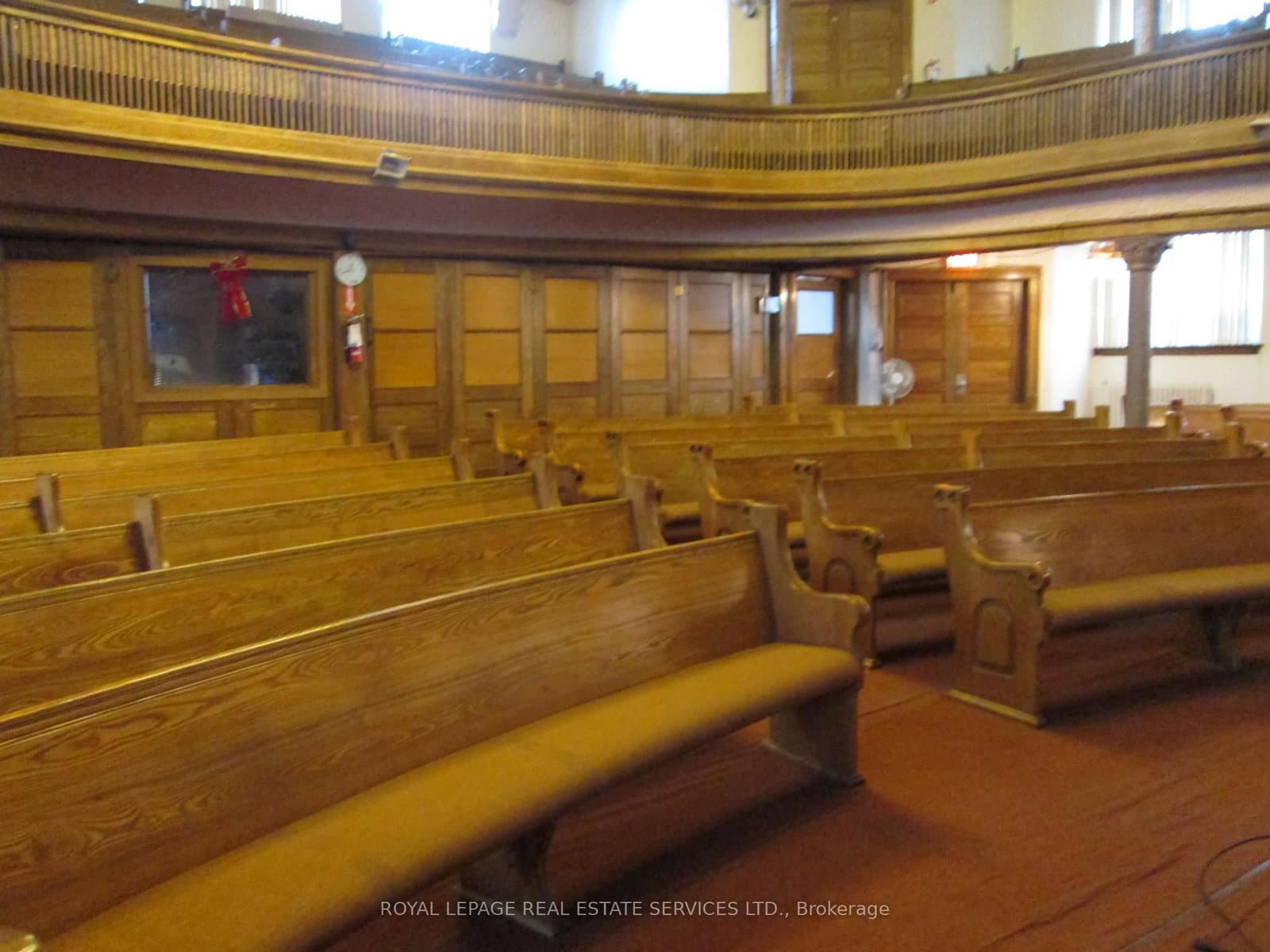 456 King Street E - Image 3