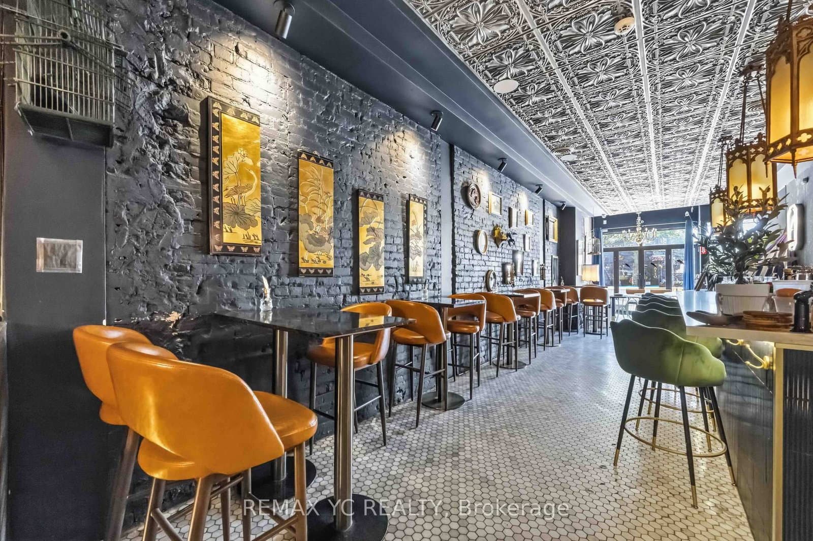 217 Ossington Avenue - Image 5