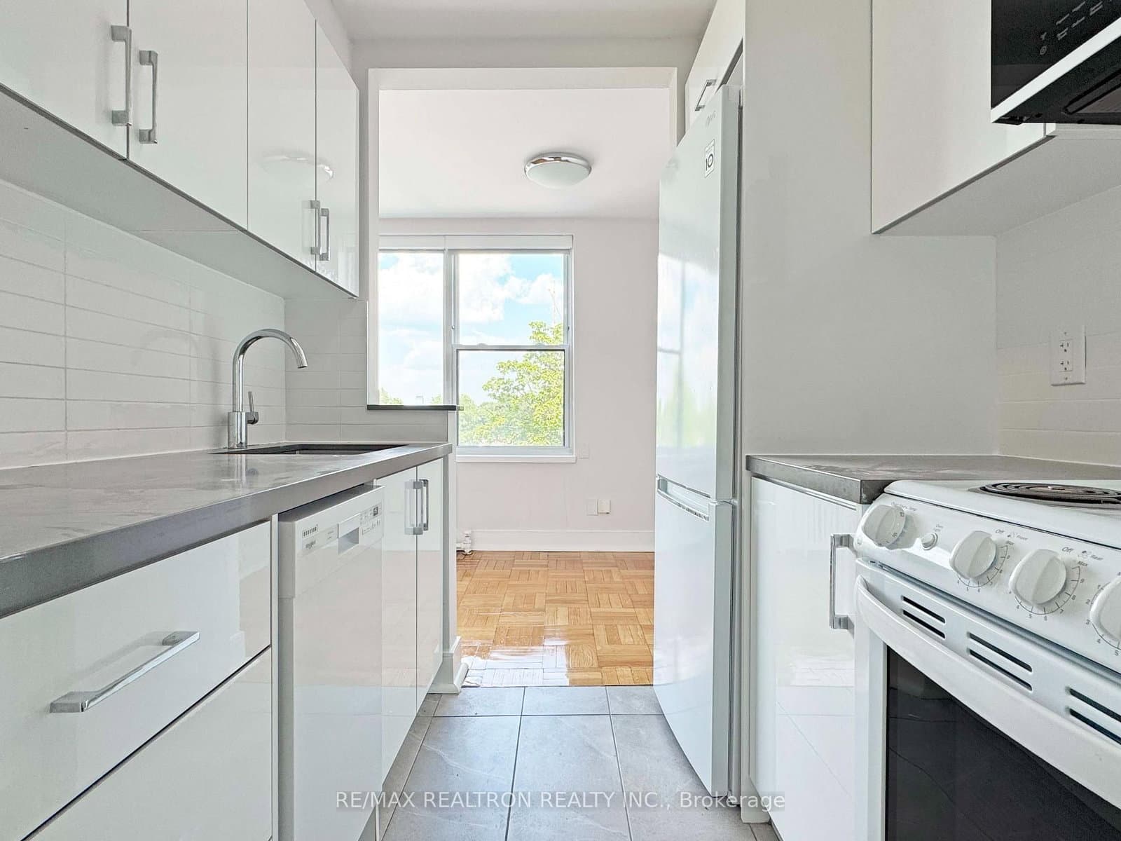 1545 Bathurst Street, Unit 308 - Image 4