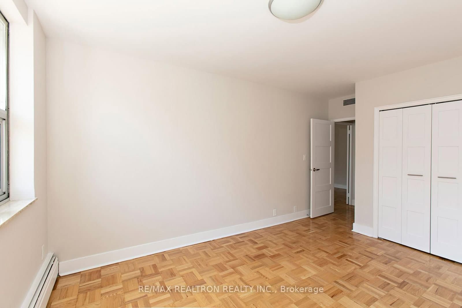 9 Deer Park Crescent, Unit 1501 - Image 5