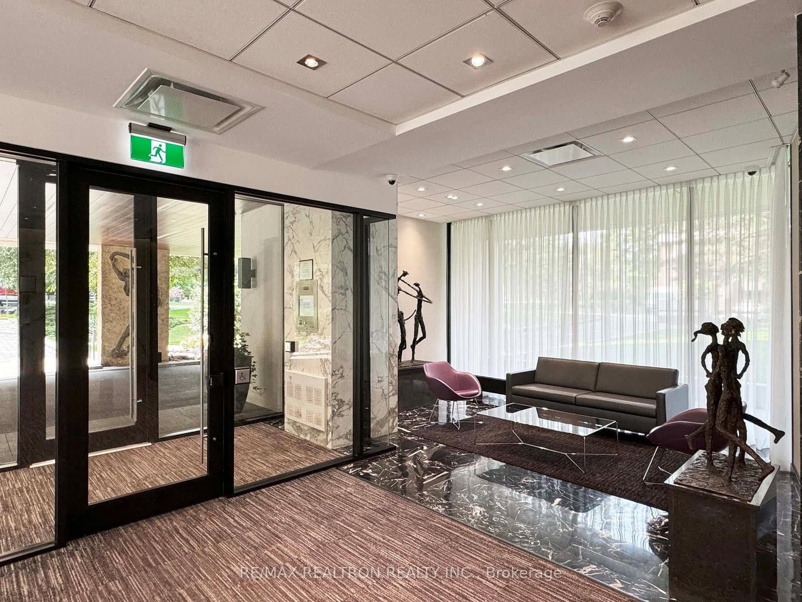 9 Deer Park Crescent, Unit 1501 - Image 6
