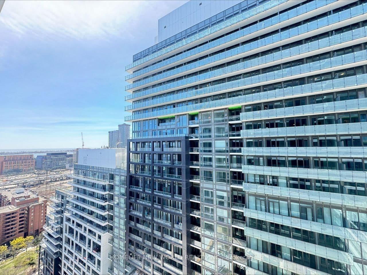 70 Princess Street, Unit 2212 E - Image 2