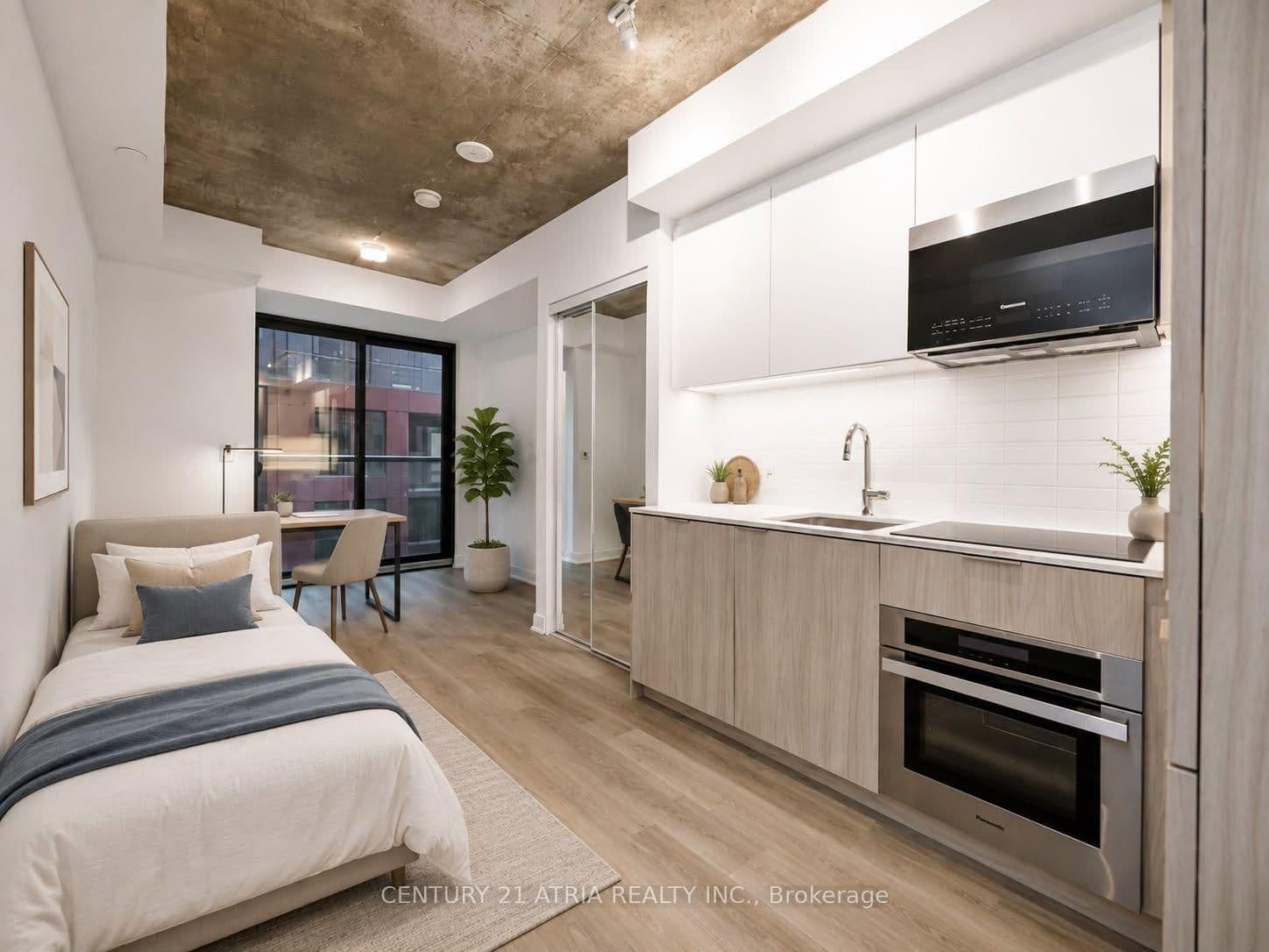 28 Eastern Avenue, Unit 502 - Image 2