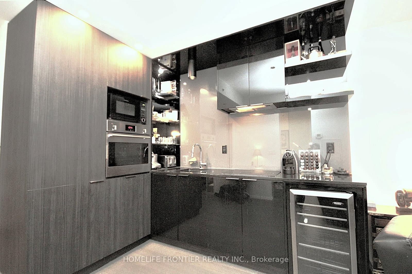 70 Temperance Street, Unit 607 - Image 4