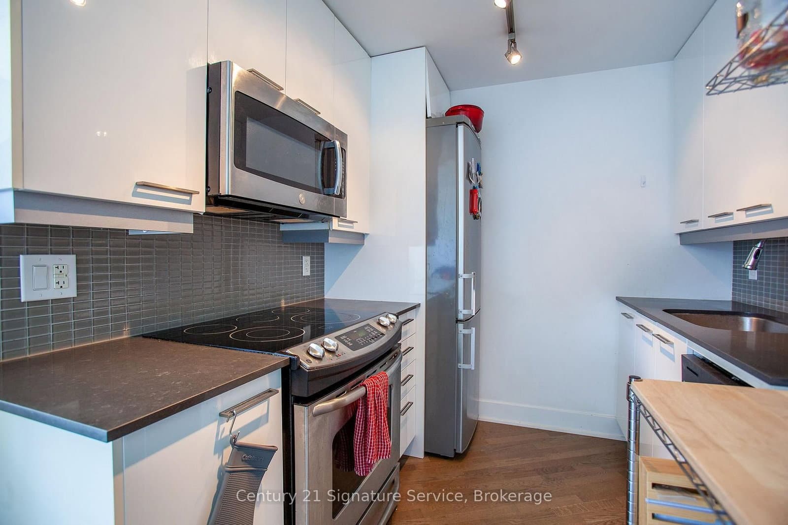90 Trinity Street, Unit 507 - Image 5