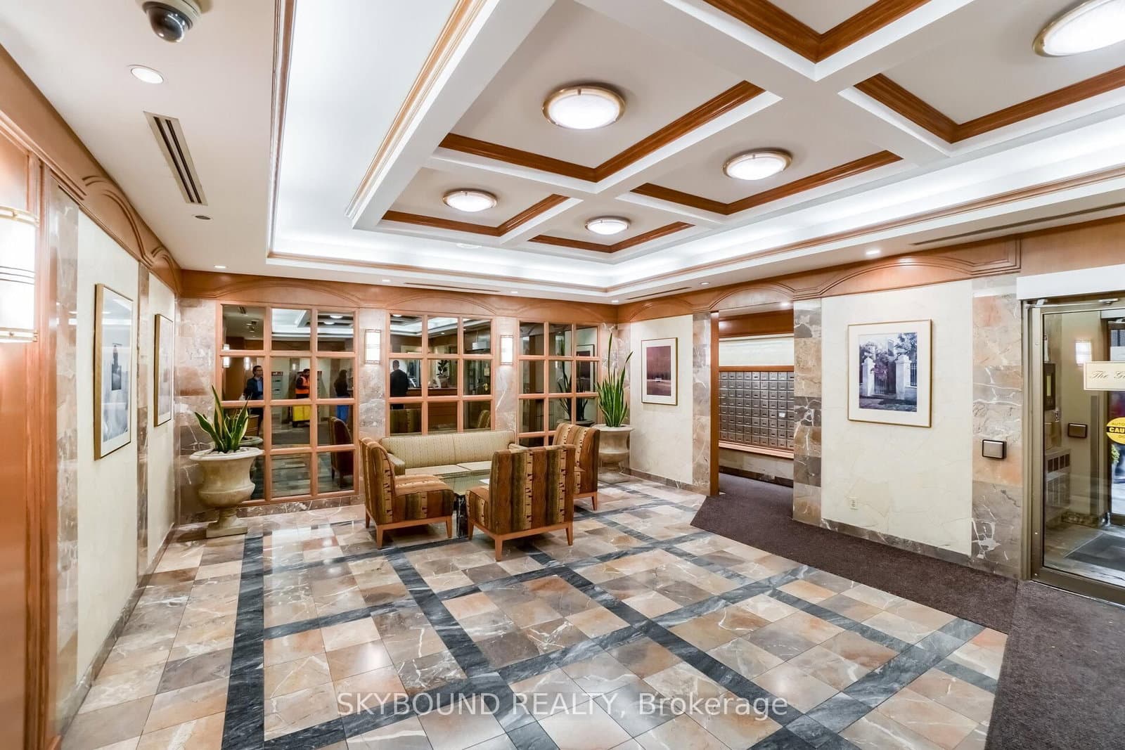 25 Grenville Street, Unit 1605 - Image 4