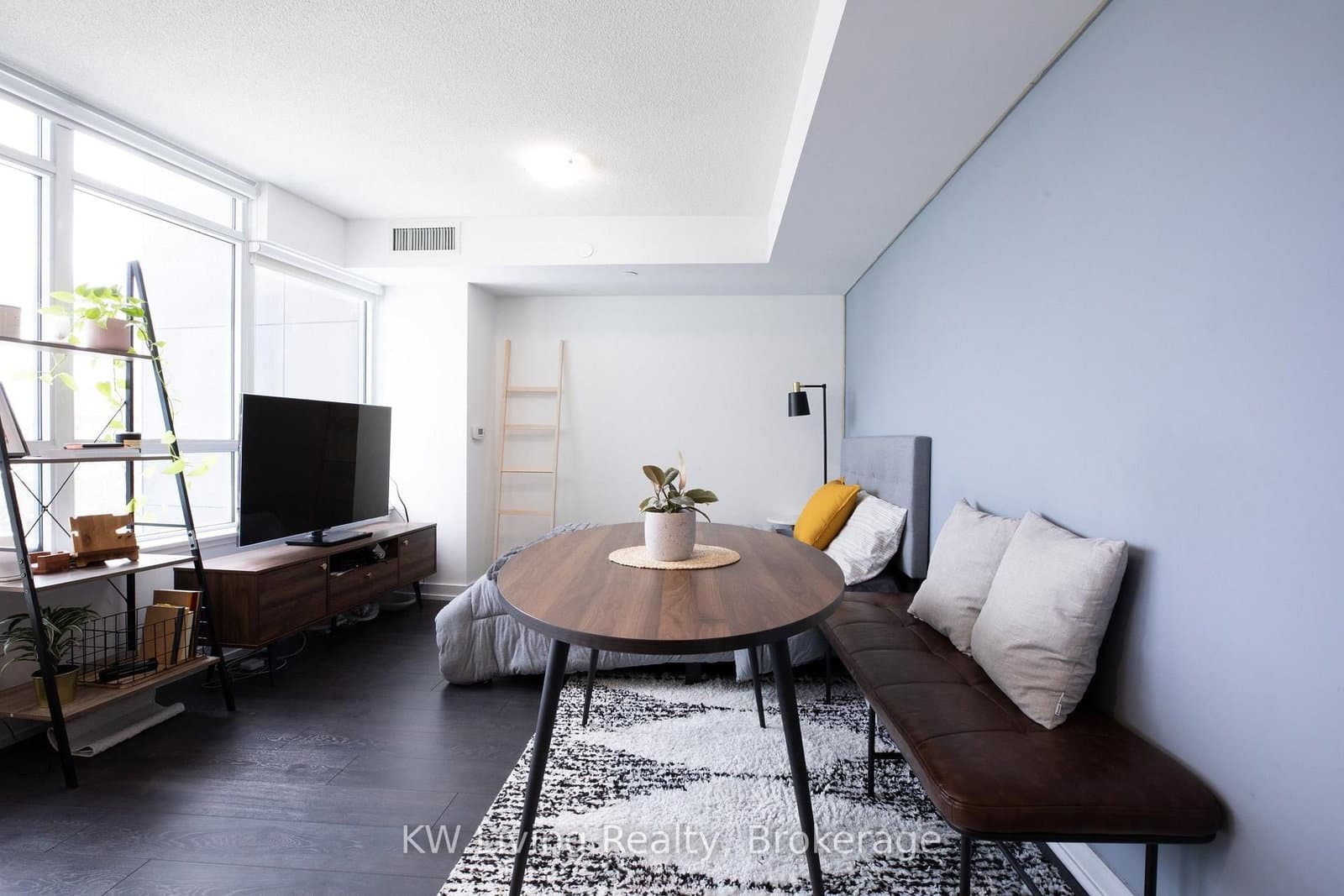 125 Redpath Avenue, Unit 316 - Image 4