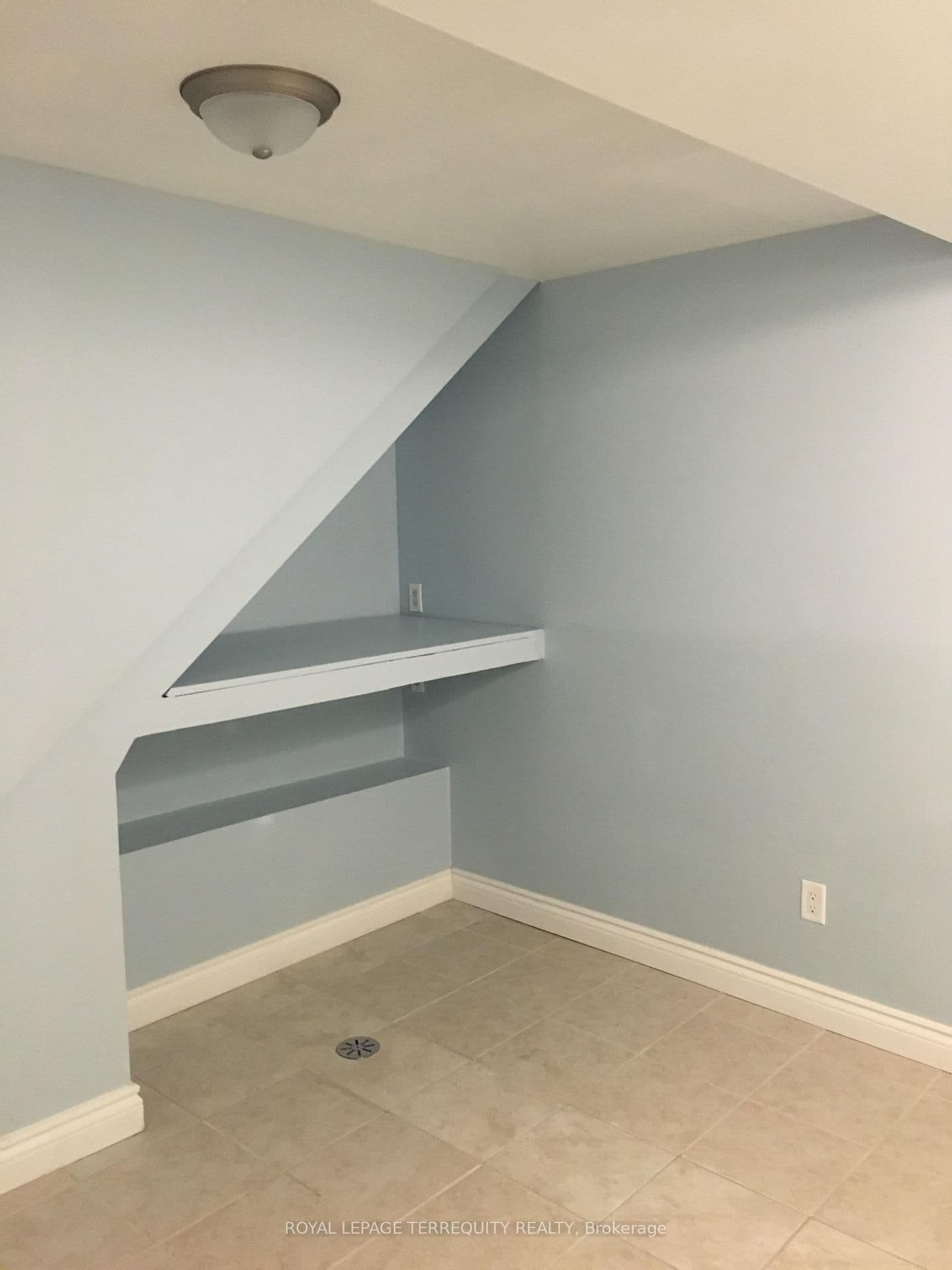 305 Margueretta Street, Unit Lower Unit - Image 6