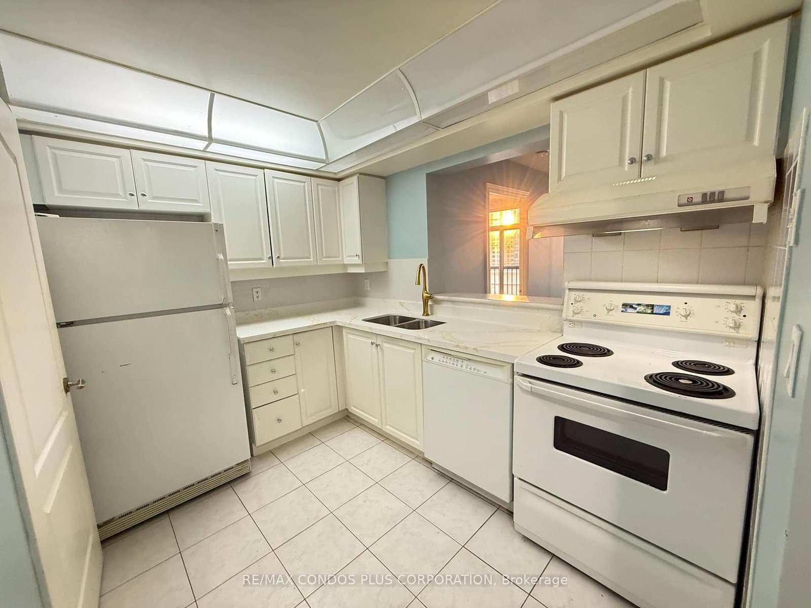 5418 Yonge Street, Unit 1601 - Image 3