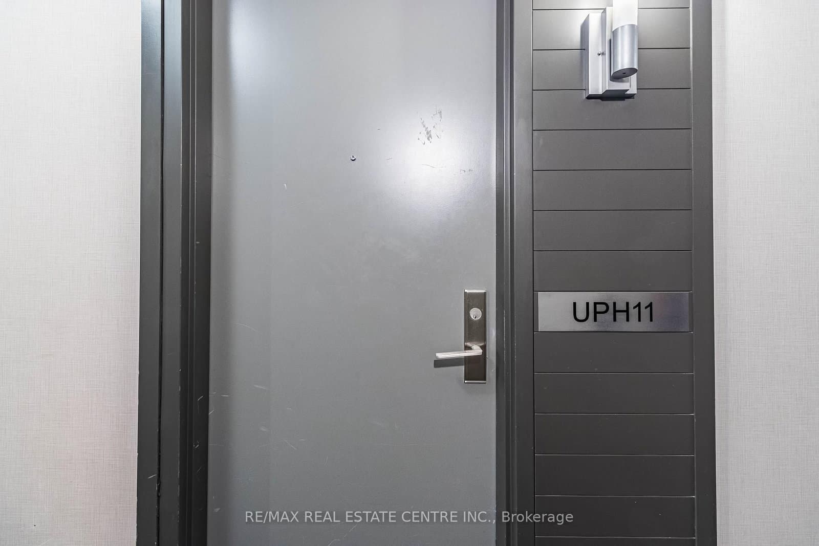 21 Nelson Street, Unit UPH 11 - Image 4