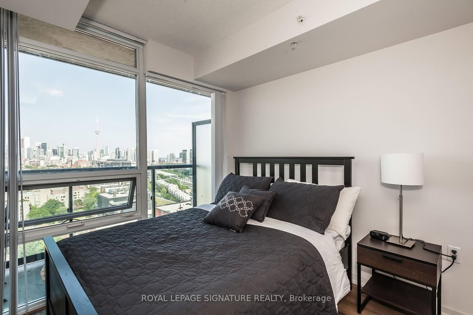 36 Lisgar Street, Unit 2217E - Image 1