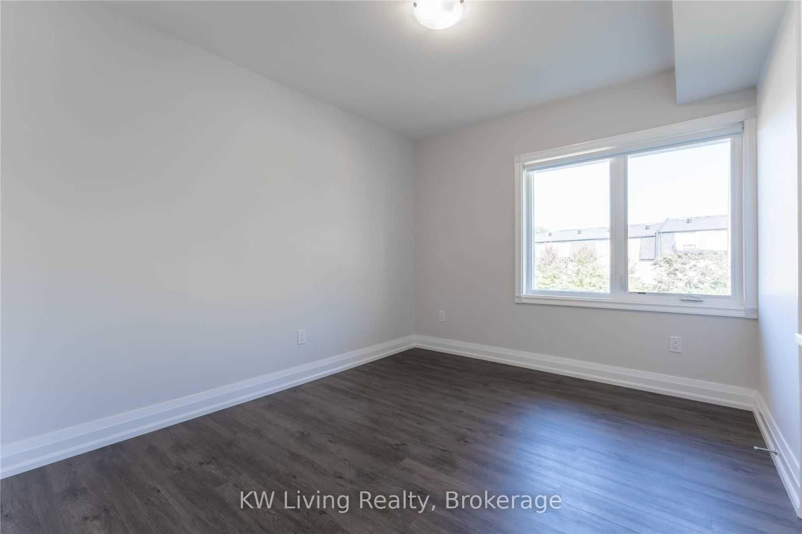 64 Overton Crescent, Unit 4 - Image 6
