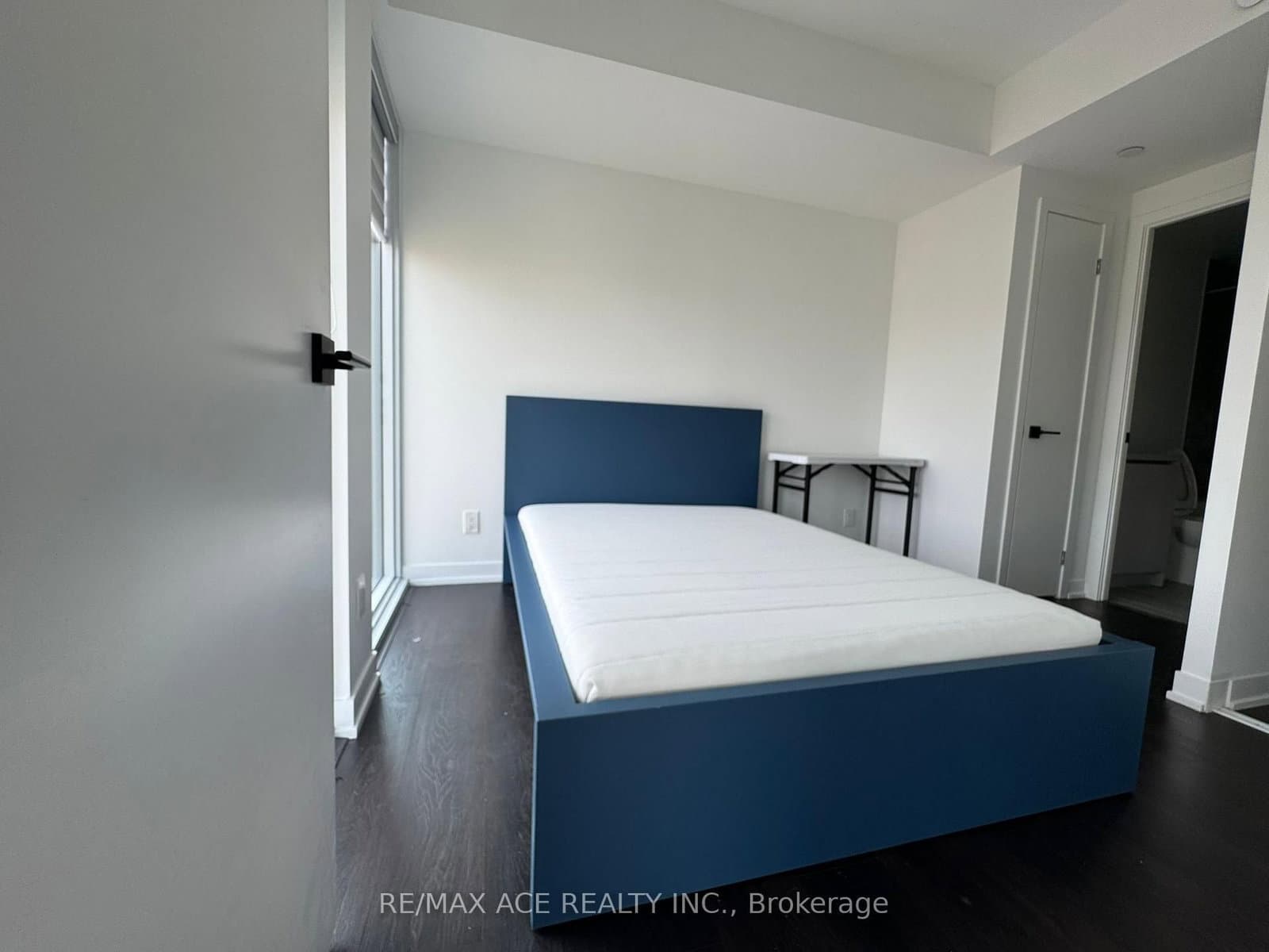 319 Jarvis Street, Unit 2010 - Image 6