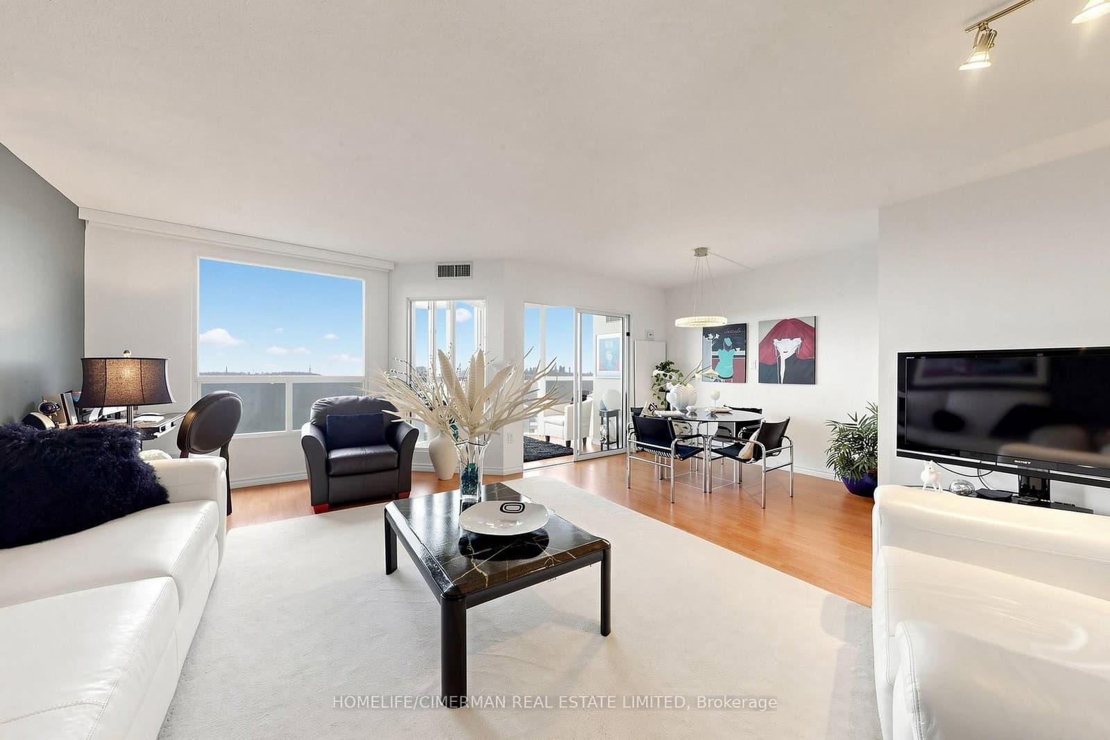 5 Concorde Place, Unit 3302 - Image 4