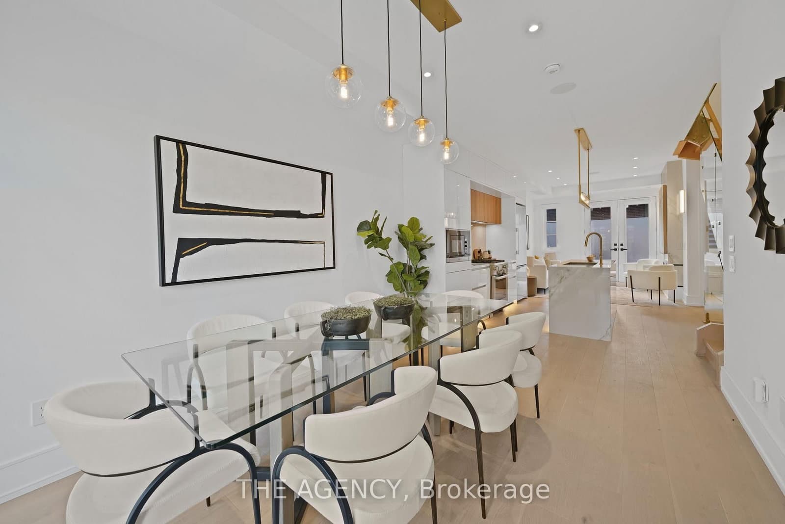 30 Hillhurst Boulevard - Image 4