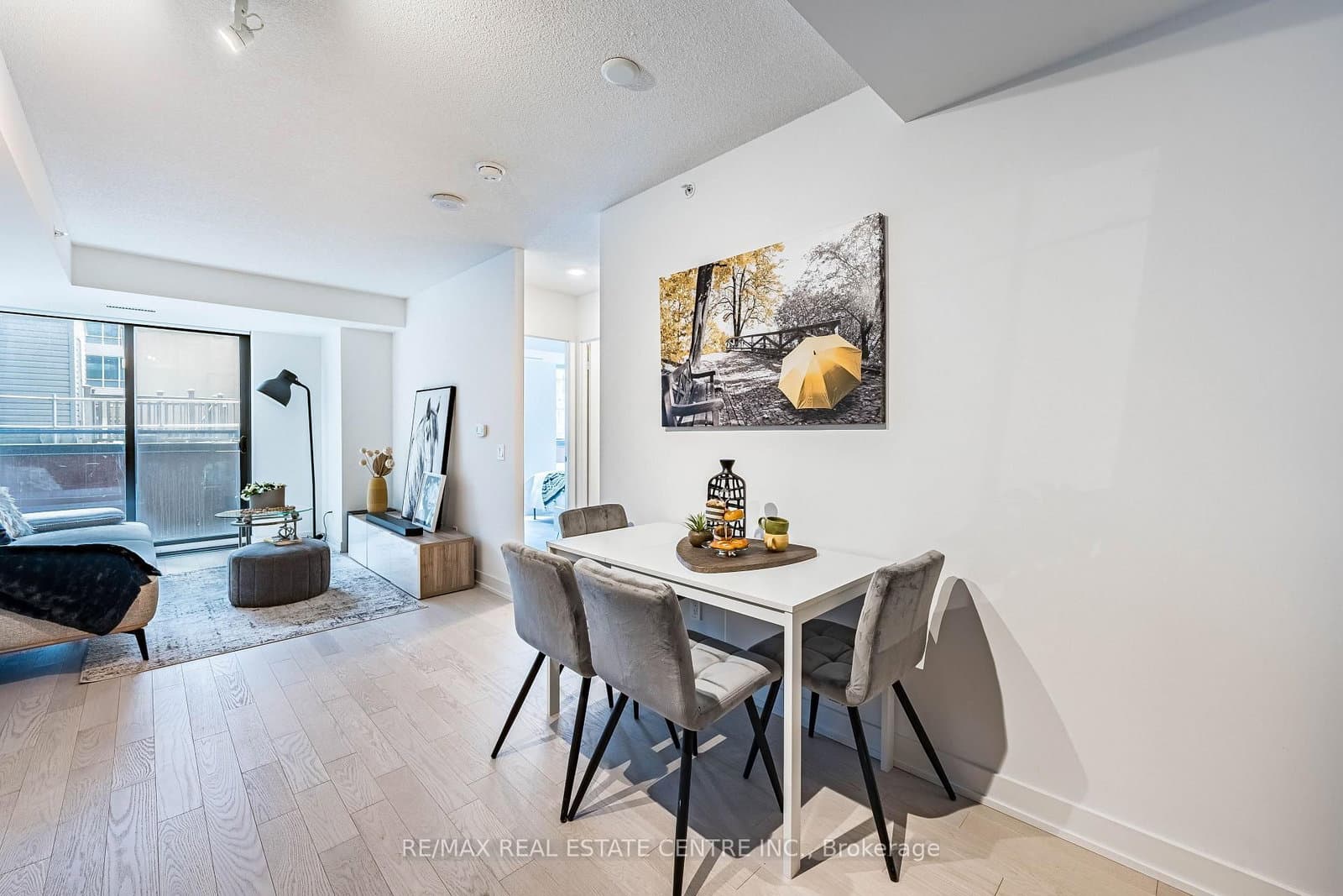 25 Richmond Street E, Unit 312 - Image 6